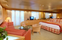 Deluxe Verandah Suite